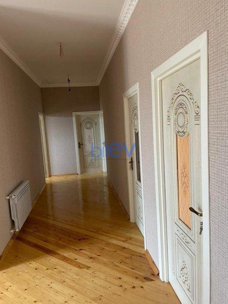 Satış 8 otaqlı Bağ evi  337m², Bakı
