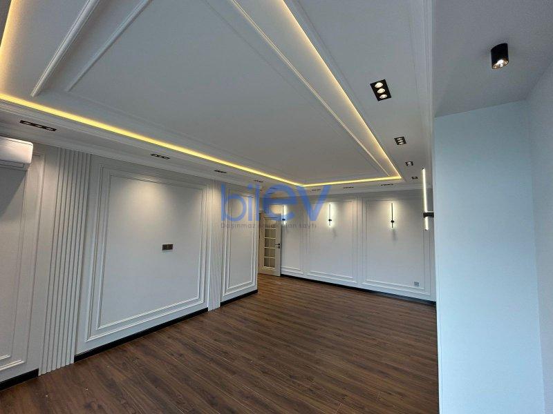 Satılır 3 otaqlı Yeni Tikili  148m², Bakı