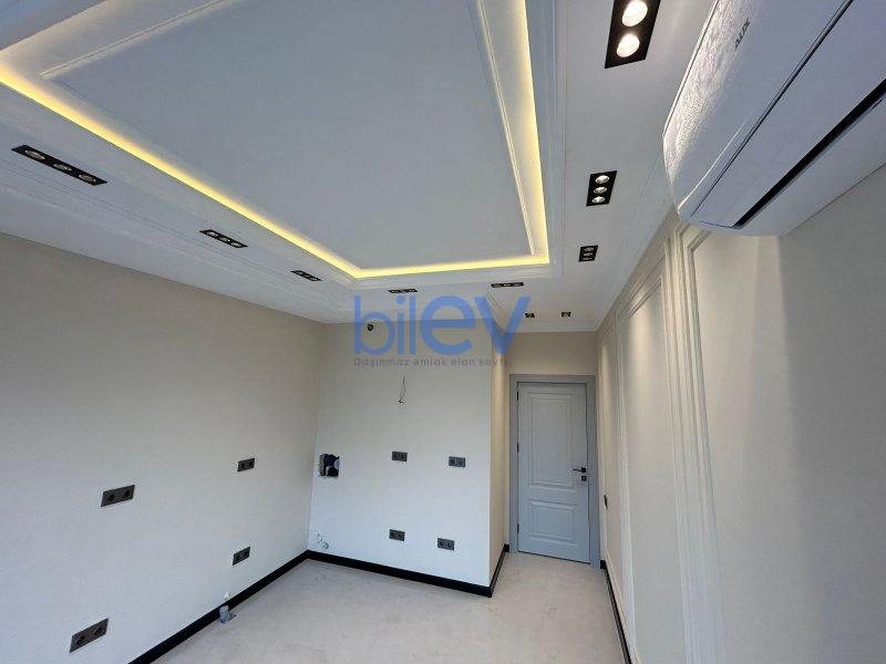 Satılır 3 otaqlı Yeni Tikili  148m², Bakı