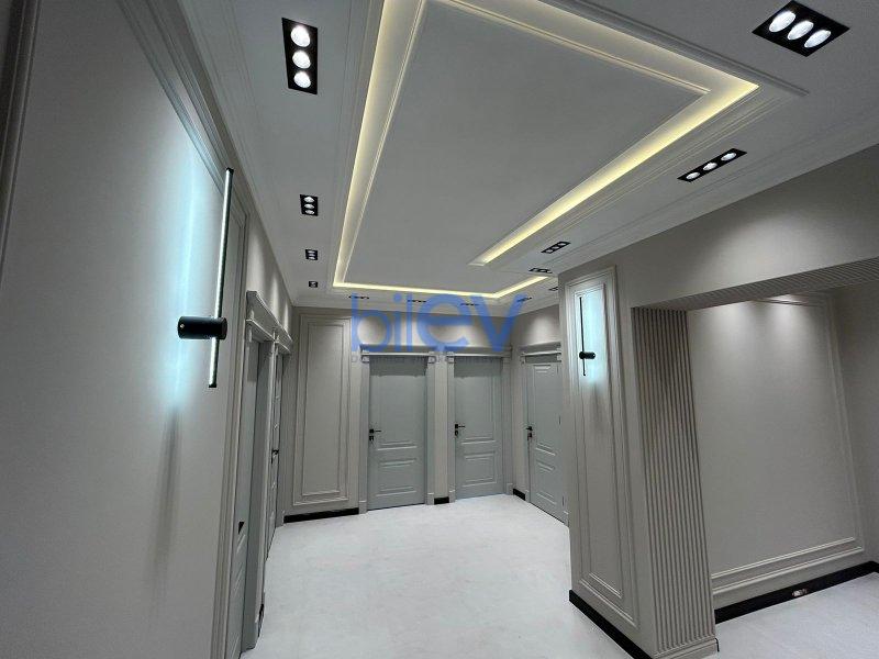 Satılır 3 otaqlı Yeni Tikili  148m², Bakı