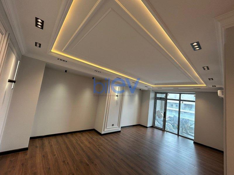 Satılır 3 otaqlı Yeni Tikili  148m², Bakı