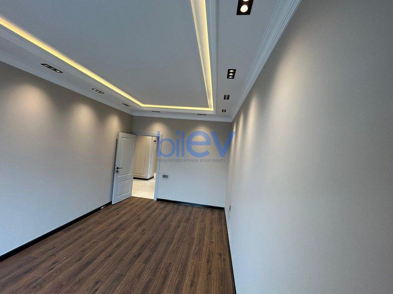 Satılır 3 otaqlı Yeni Tikili  148m², Bakı
