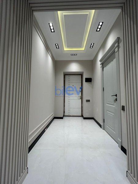 Satılır 3 otaqlı Yeni Tikili  148m², Bakı