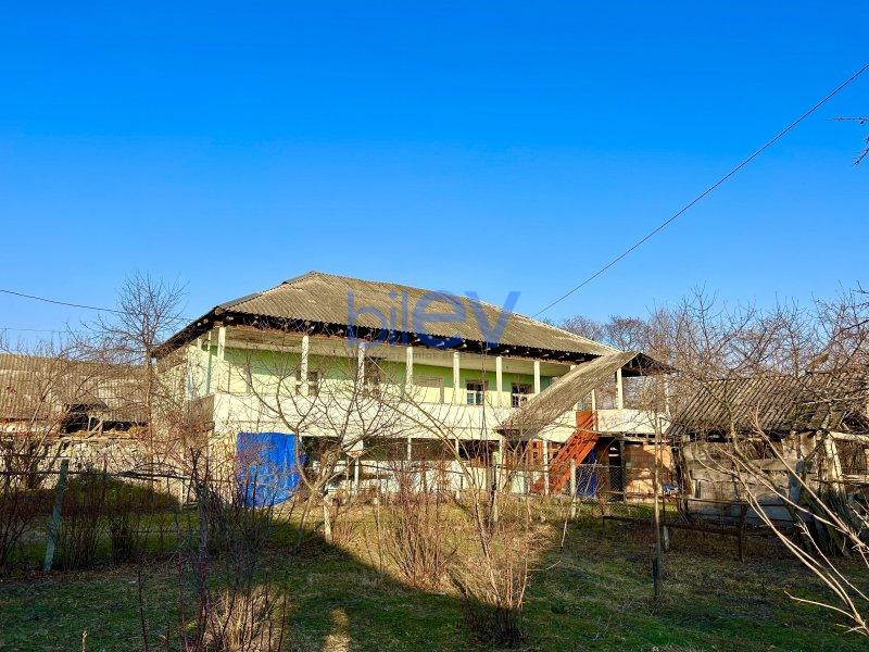 Satış 4 otaqlı Həyət evi  200m², Oğuz