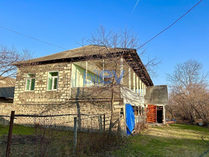 Satış 4 otaqlı Həyət evi  200m², Oğuz