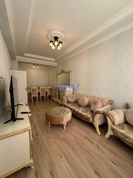 Aylıq Kirayə 3 otaqlı Yeni Tikili bina evi  109m², Bakı