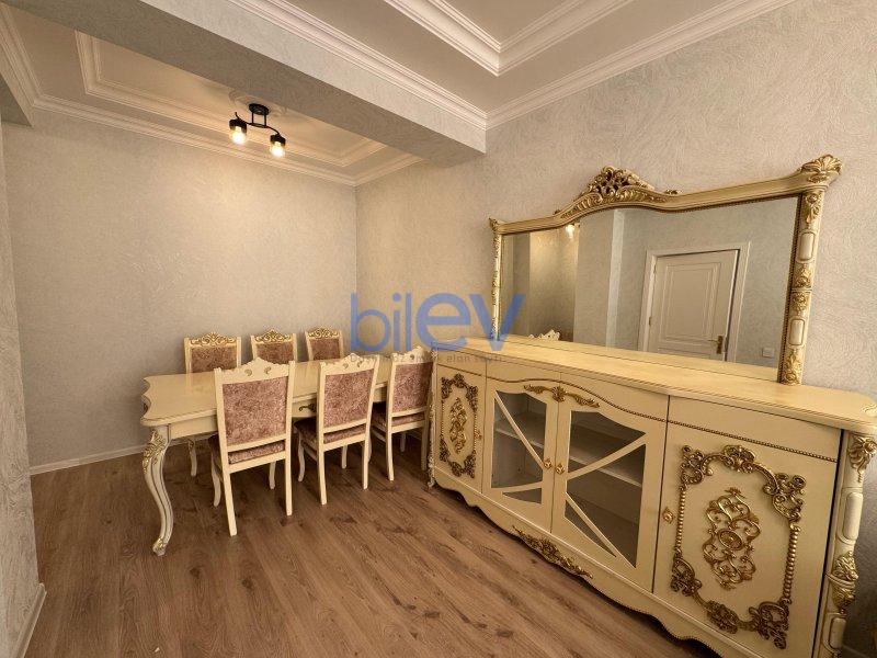 Aylıq Kirayə 3 otaqlı Yeni Tikili bina evi  109m², Bakı