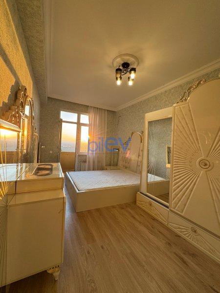 Aylıq Kirayə 3 otaqlı Yeni Tikili bina evi  109m², Bakı