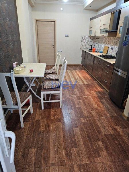 Satılır 2 otaqlı Yeni Tikili  100m², Bakı