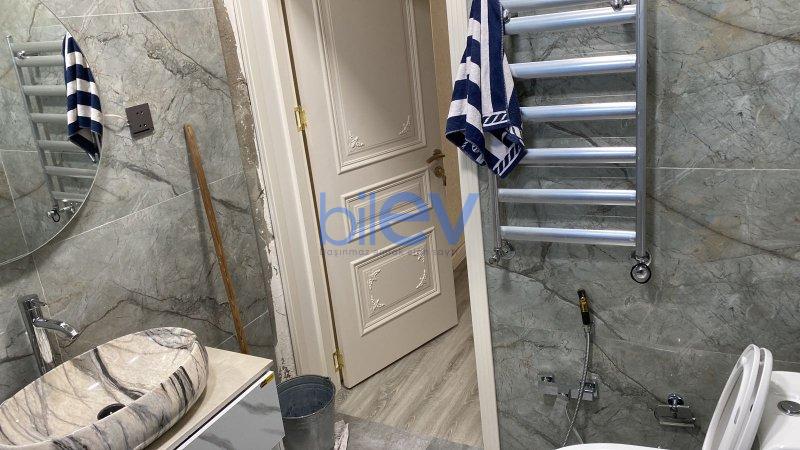 Satılır 4 otaqlı Həyət evi  185m², Bakı