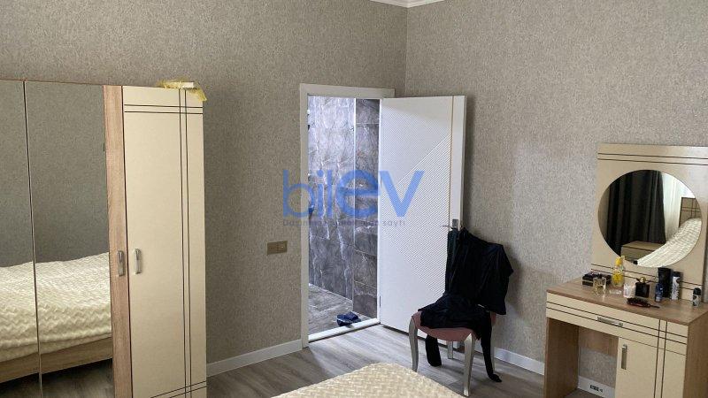 Satılır 4 otaqlı Həyət evi  185m², Bakı