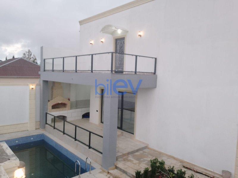 Satılır 12 otaqlı Bağ evi  240m², Bakı