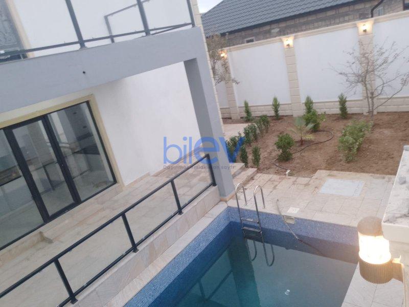Satılır 12 otaqlı Bağ evi  240m², Bakı