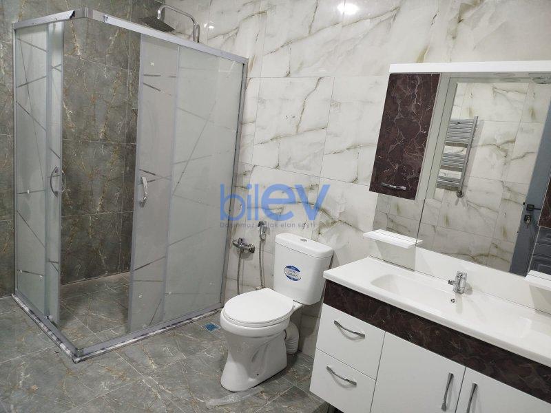 Satılır 12 otaqlı Bağ evi  240m², Bakı