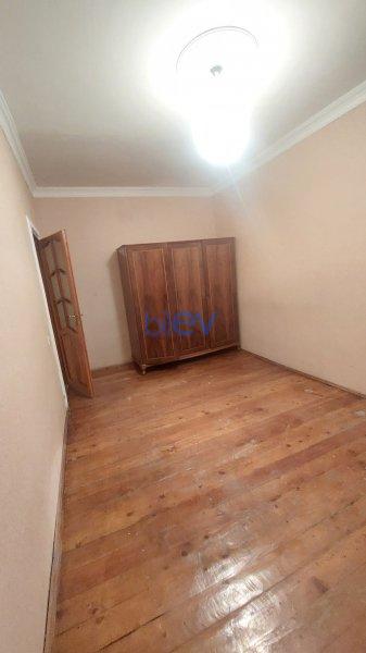 Aylıq Kirayə 4 otaqlı Köhnə Tikili bina evi  90m², Sumqayıt