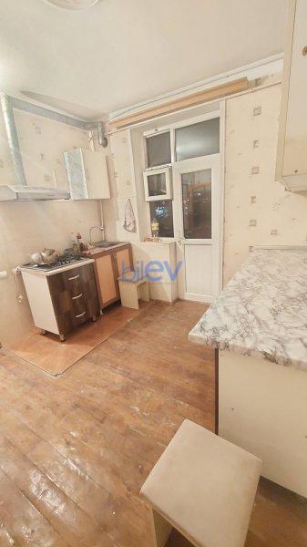 Aylıq Kirayə 4 otaqlı Köhnə Tikili bina evi  90m², Sumqayıt