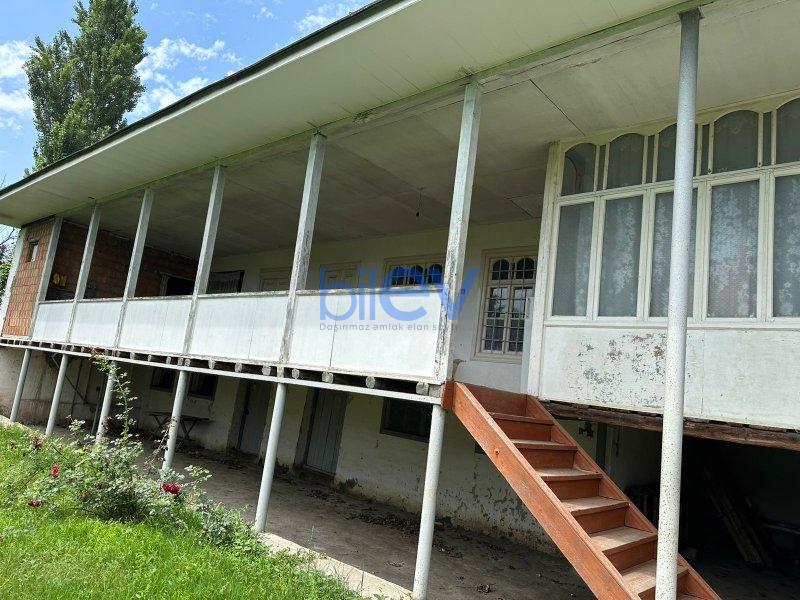 Satılır 4 otaqlı Həyət evi  140m², Oğuz