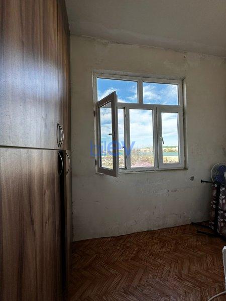 Satılır 3 otaqlı Köhnə Tikili  80m², Bakı