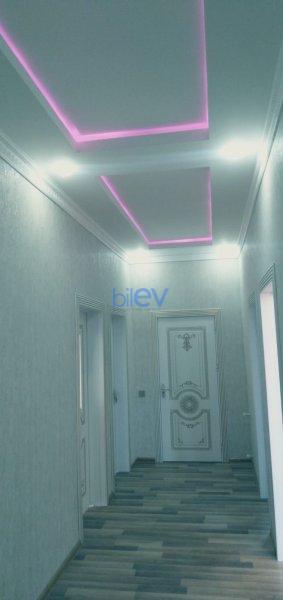 Satılır 3 otaqlı Həyət evi  380m², Bakı