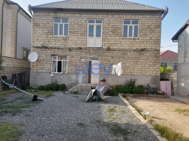Satılır 6+ otaqlı Həyət evi  330m², Bakı