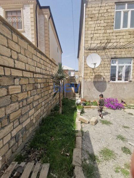 Satılır 6+ otaqlı Həyət evi  330m², Bakı