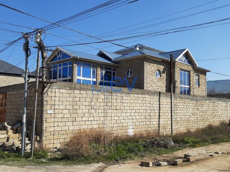 Satış 11 otaqlı Həyət evi  440m², Bakı