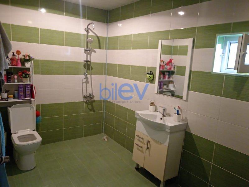 Satılır 5 otaqlı Həyət evi  2sotm², Bakı