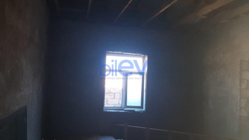 Satılır 4 otaqlı Həyət evi  8m², Bakı