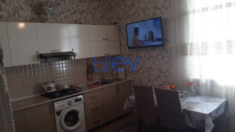 Satılır 4 otaqlı Həyət evi  8m², Bakı