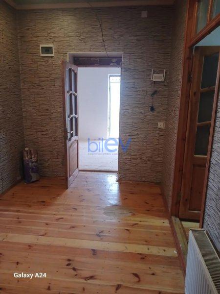 Satılır 5 otaqlı Həyət evi  120m², Bakı