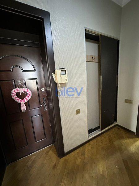 Satılır 3 otaqlı Köhnə Tikili  76m², Bakı
