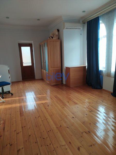 Kirayə (aylıq) 4 otaqlı Həyət evi  150m², Bakı