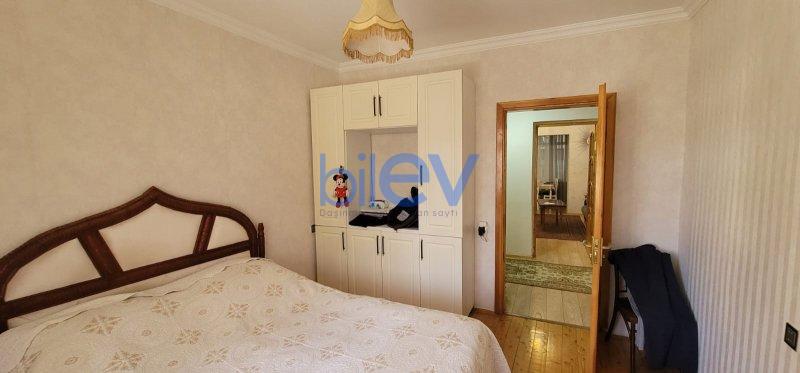Satış 4 otaqlı Köhnə Tikili bina evi  90m², Bakı