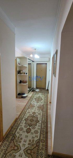 Satış 4 otaqlı Köhnə Tikili bina evi  90m², Bakı