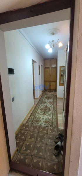 Satış 4 otaqlı Köhnə Tikili bina evi  90m², Bakı