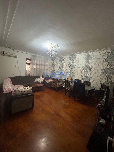 Satış 4 otaqlı Köhnə Tikili bina evi  79.20m², Bakı