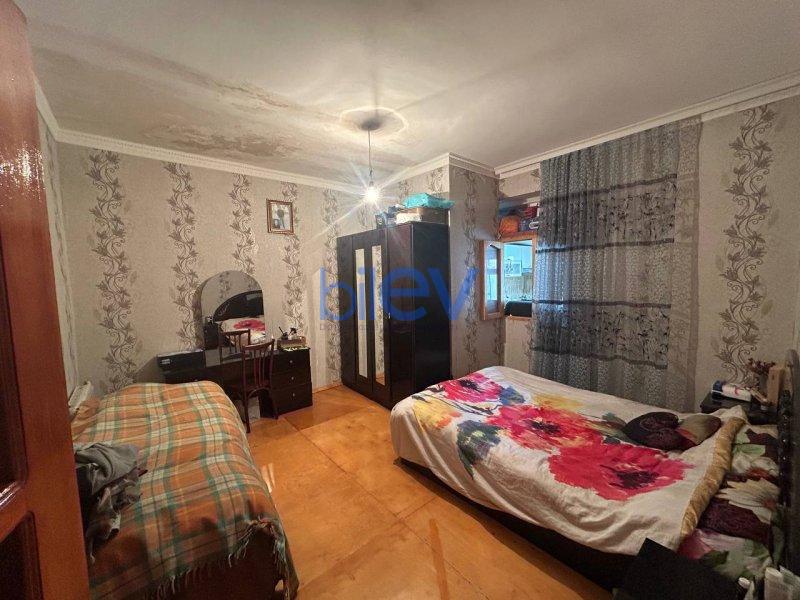 Satış 4 otaqlı Köhnə Tikili bina evi  79.20m², Bakı