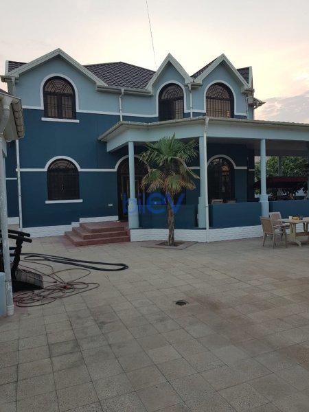 Satılır 5 otaqlı Həyət evi  270m², Bakı