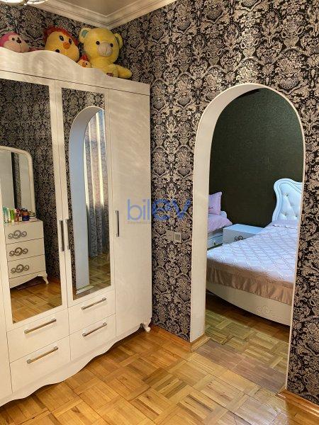Satış 4 otaqlı Köhnə Tikili bina evi  86m², Sumqayıt