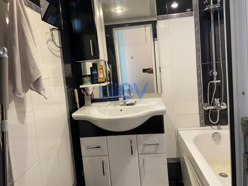 Satış 4 otaqlı Köhnə Tikili bina evi  86m², Sumqayıt