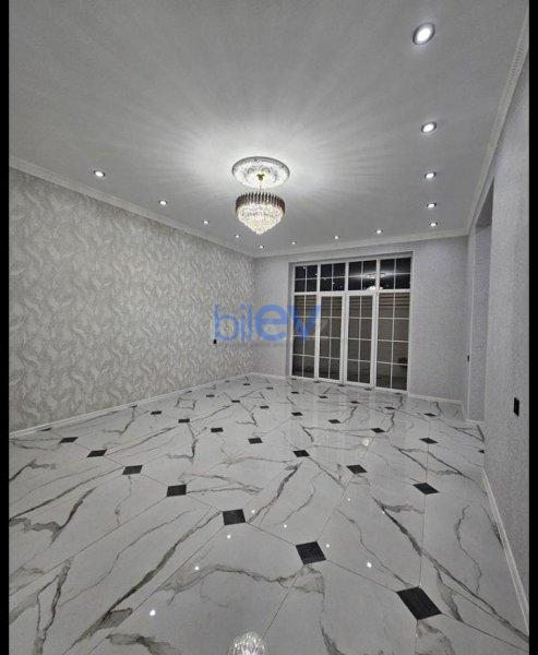 Satılır 6 otaqlı Yeni Tikili  133m², Bakı