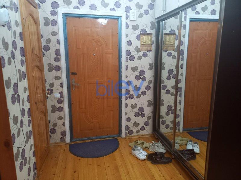 Aylıq Kirayə 3 otaqlı Köhnə Tikili bina evi  75m², Bakı