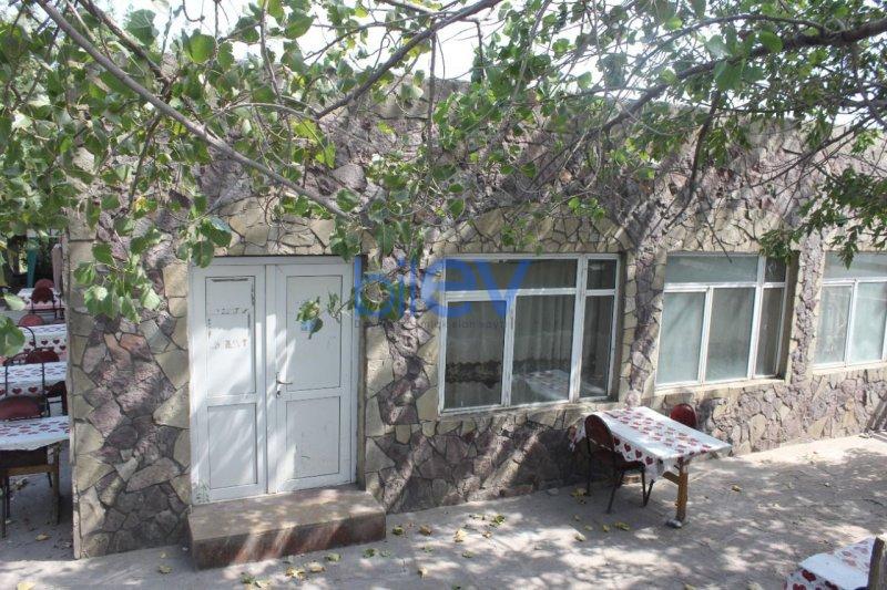 Satılır  otaqlı Obyekt  140m², Bakı