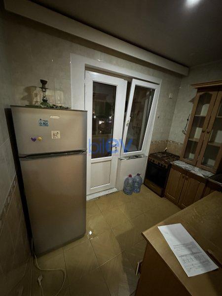 Aylıq Kirayə 3 otaqlı Köhnə Tikili bina evi  75m², Bakı