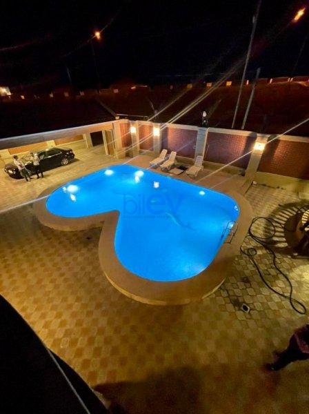 Günlük Kirayə 5 otaqlı Bağ evi  200m², Bakı