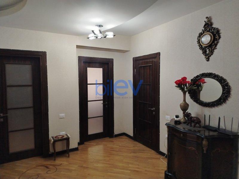 Satılır 3 otaqlı Yeni Tikili  140m², Bakı