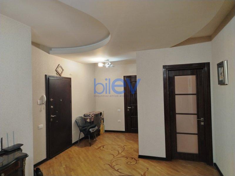 Satılır 3 otaqlı Yeni Tikili  140m², Bakı