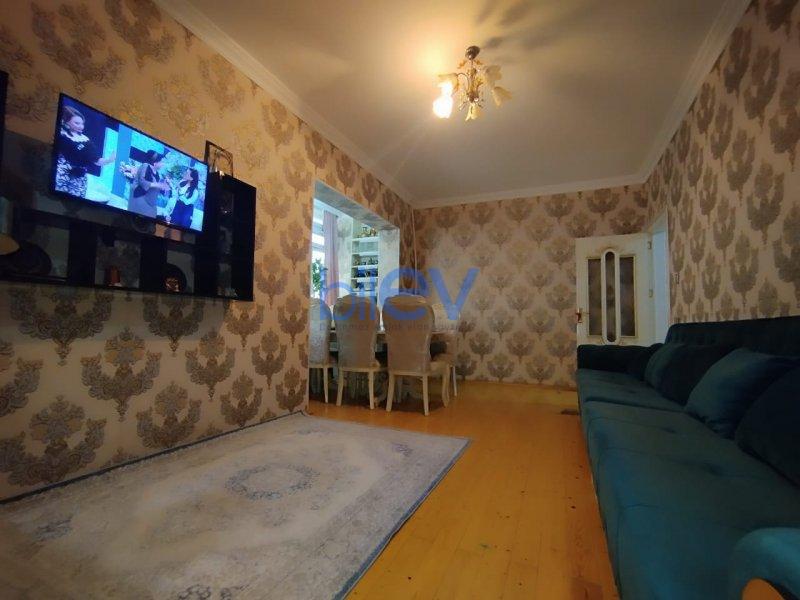 Satış 2 otaqlı Köhnə Tikili bina evi  45m², Bakı