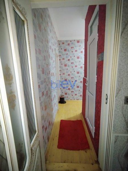 Satış 2 otaqlı Köhnə Tikili bina evi  45m², Bakı