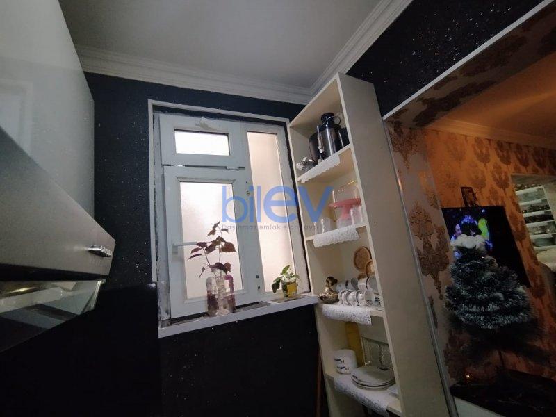 Satış 2 otaqlı Köhnə Tikili bina evi  45m², Bakı